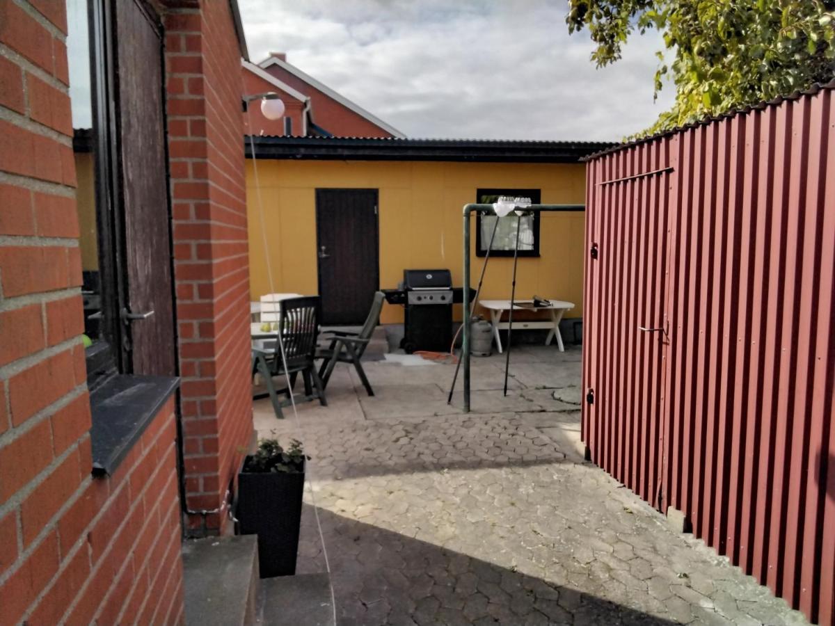 Bo I Trelleborg Apartment Exterior foto