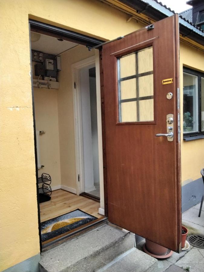 Bo I Trelleborg Apartment Exterior foto